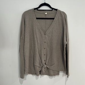 Aerie Grey waffles button down. Size S/M